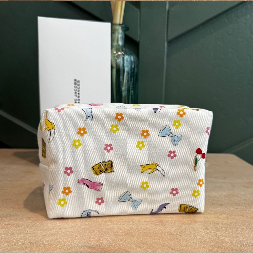 Marc Jacobs White Makeup Pouch with Colorful Prints - Picture 2 of 5